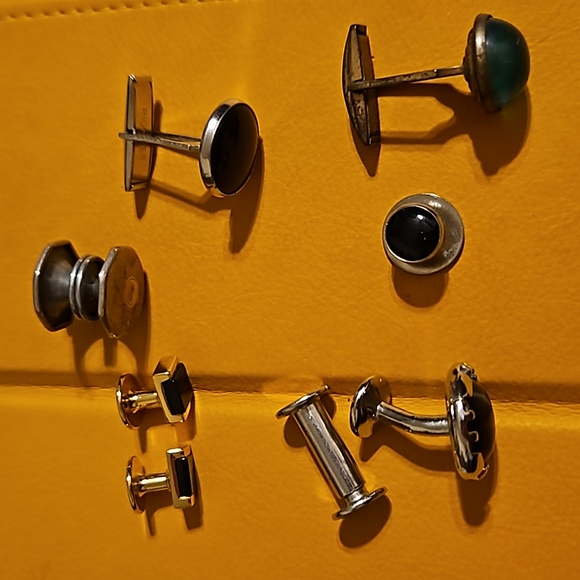 Source Unknown Other - Lot of Cufflinks ..Assorted
